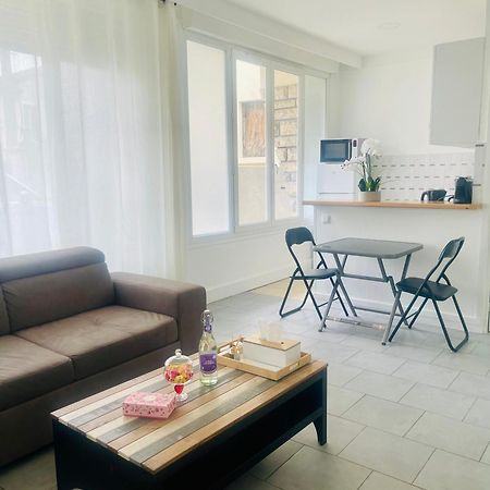 Spacieux Et Lumineux, Coup De Coeur Garanti A Proximite Du Metro Et Rer La Courneuve Extérieur photo